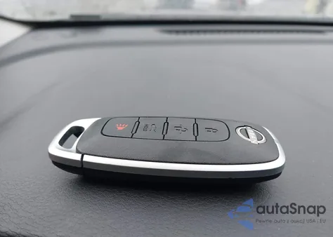 2025 Nissan Versa 1.6 Sv из США, поврежденный, VIN 3N1CN8EV7SL819291